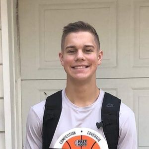 Meet your Posher, Riley